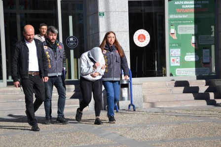 Yasak aşk fotoğrafı, tehdit; genç kızı ölüme sürükledi