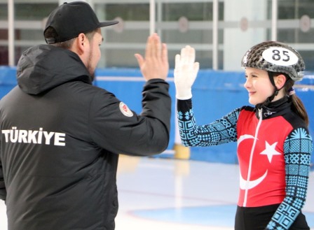 13 yaşında adını Türk spor tarihine yazdırdı