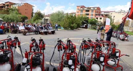 61 çiftçiye süt sağım makinesi dağıtıldı