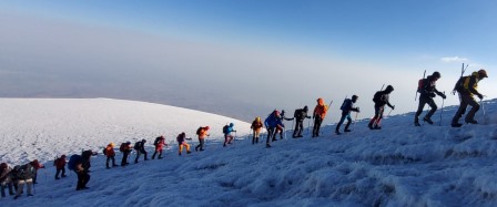 Ağrı Dağı 'ağlıyor'