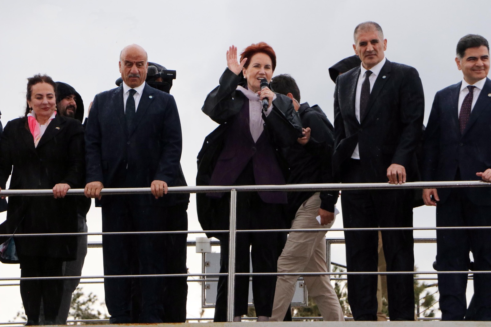 Akşener: Bayrağın, toprağın, milletin birliğinden yana olan herkes bu ülkenin has evladıdır