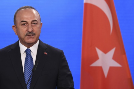 Bakan Çavuşoğlu Sırp ve Kosovalı mevkidaşlarıyla görüştü