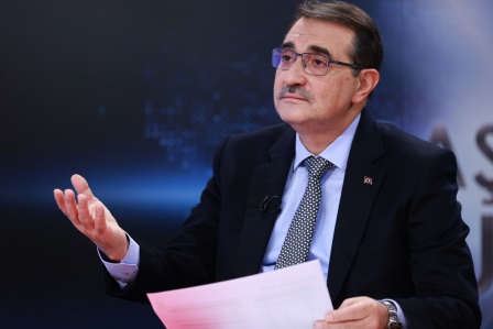 Bakan Dönmez: 'Doğal gazda dışa bağımlılığımız yüzde 70'e inecek'