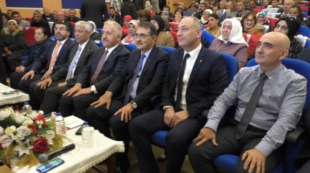 Bakan Fatih Dönmez Kars’ta