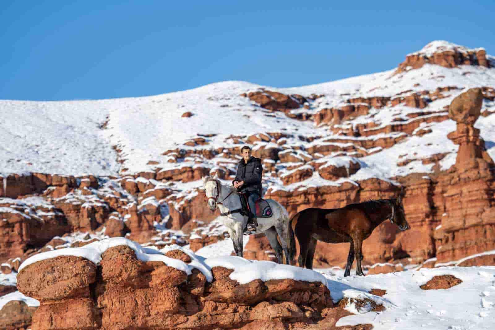 Burası Colorado değil Erzurum: İşte kırmızının beyaz ile buluştuğu yer