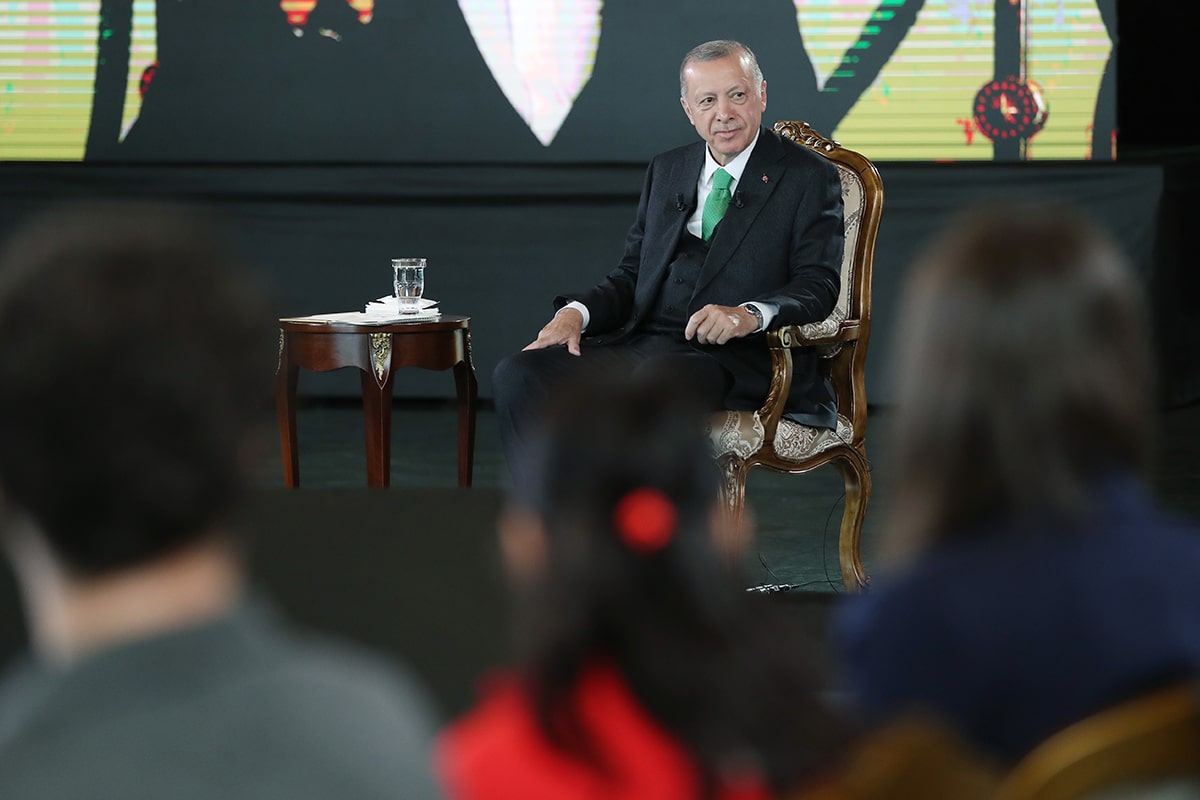 Cumhurbaşkanı Erdoğan: 'Nargile sigaradan daha az zararlı değil'