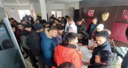 Erzurum'dan deprem bölgesine bin 872 personel, 372 araç gönderildi