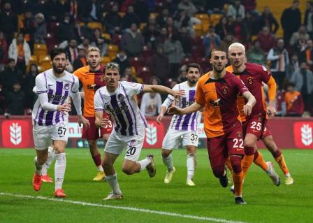 Galatasaray tur biletini tek golle aldı