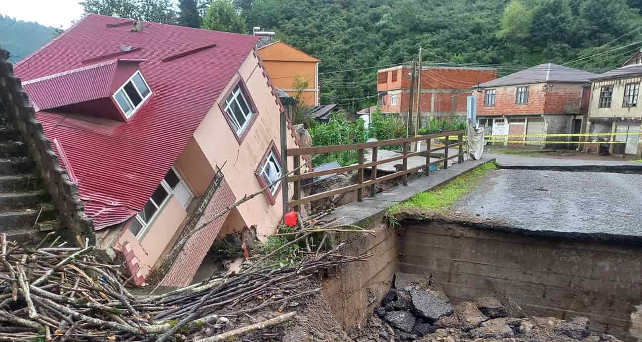 Giresun’da şiddetli yağışlar sel ve heyelanlara neden oldu