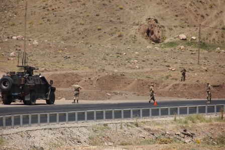 Hakkari'de 4 kişinin öldürüldüğü köy giriş çıkışlara kapatıldı