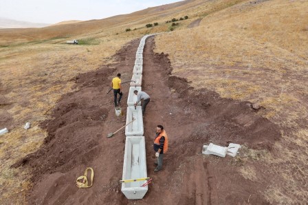  İpekyolu’nda çiftçilere sıvat desteği