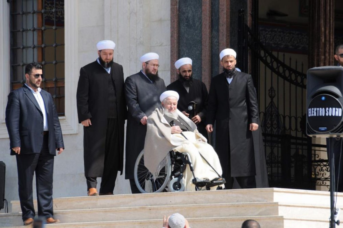 İsmailağa Cemaatinin lideri Mahmut Ustaosmanoğlu hayatını kaybetti