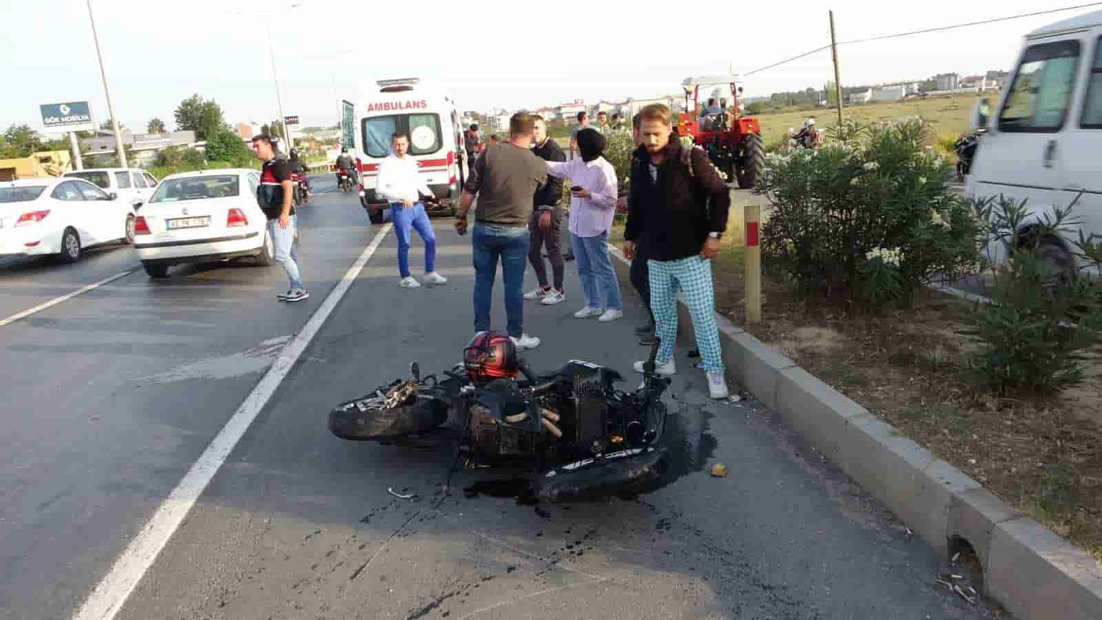 Kanser hastası sürücü fenalaşıp otomobilden indi, arkadan gelen araçlar birbirine girdi