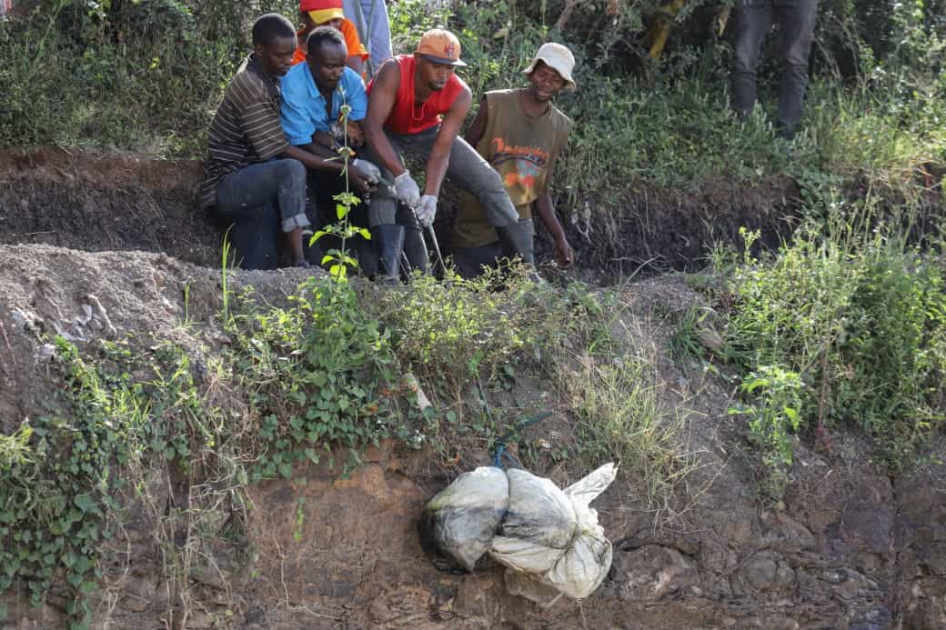 Kenya'da seri katil 42 kadını öldürdüğünü itiraf etti: Çöplükte cesetler bulundu