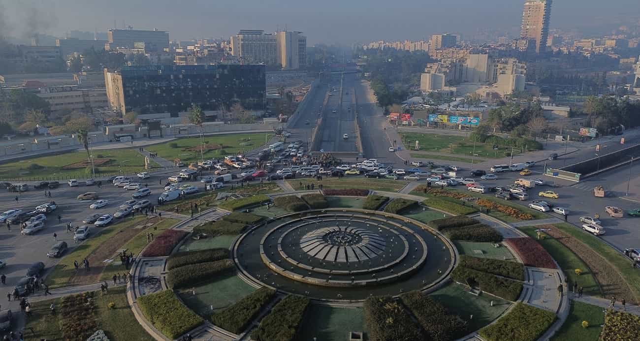 Muhalifler, Suriye ordusunda zorunlu hizmet kapsamındaki tüm askerler için genel af ilan etti