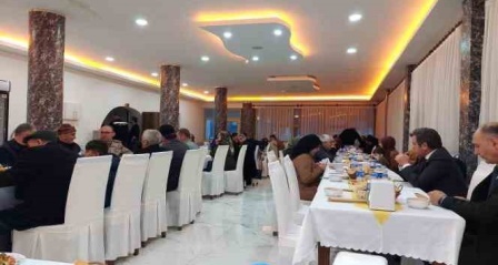 Pasinler'de şehit ve gazi ailelerine iftar yemeği