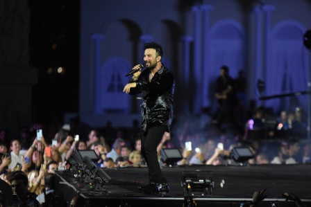 Tarkan, yüzbinlerce İzmirliyi coşturdu