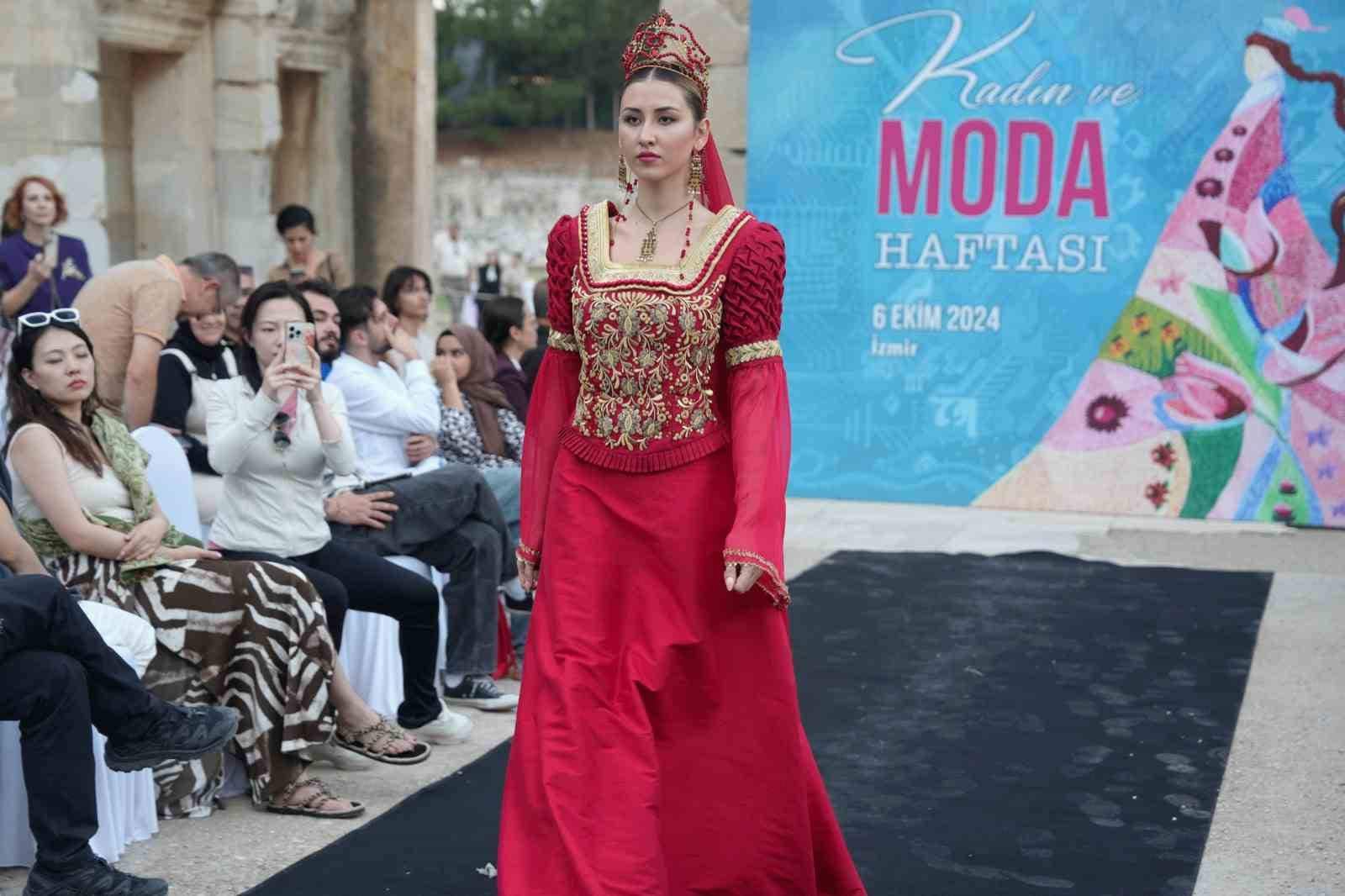 TİKA’dan 7. TÜRKSOY Etno-Moda Buluşması’na destek