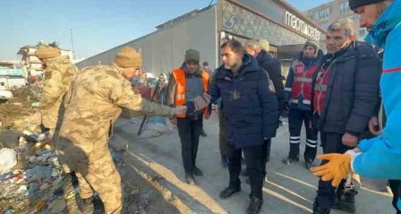 Yakutiye Belediye Başkanı Uçar deprem bölgesinde