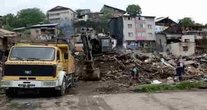 Yangında zarar görenlere 125 bin nakdi destek